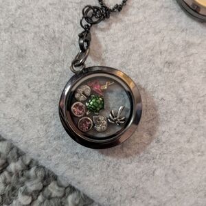 Charming Black and Green Locket Necklace
